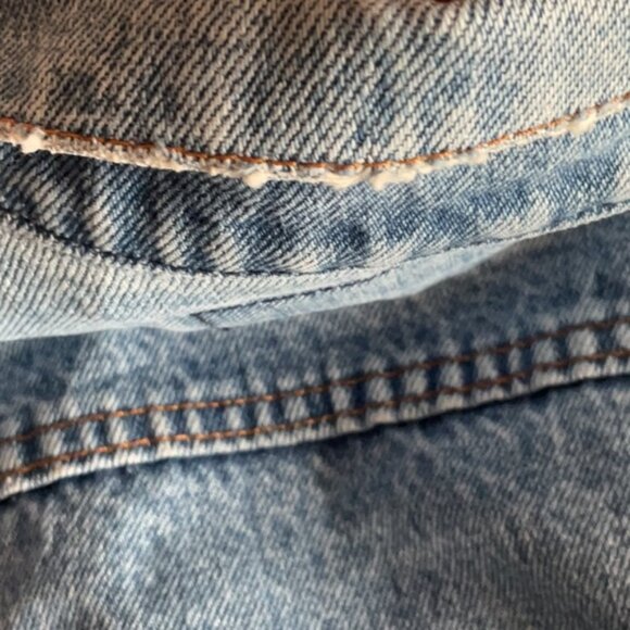 ⭐️Levi's Vintage 1990's Jean Jacket - Picture 12 of 12